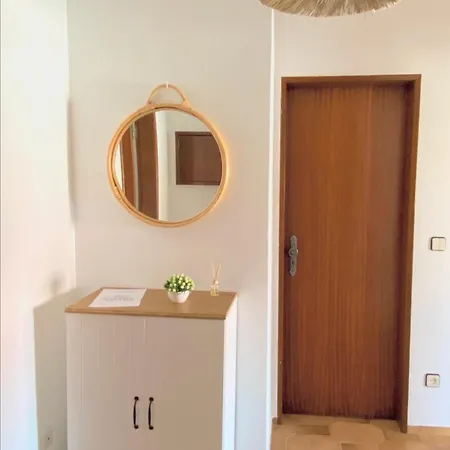 Family With Balcony, 5 Min From The